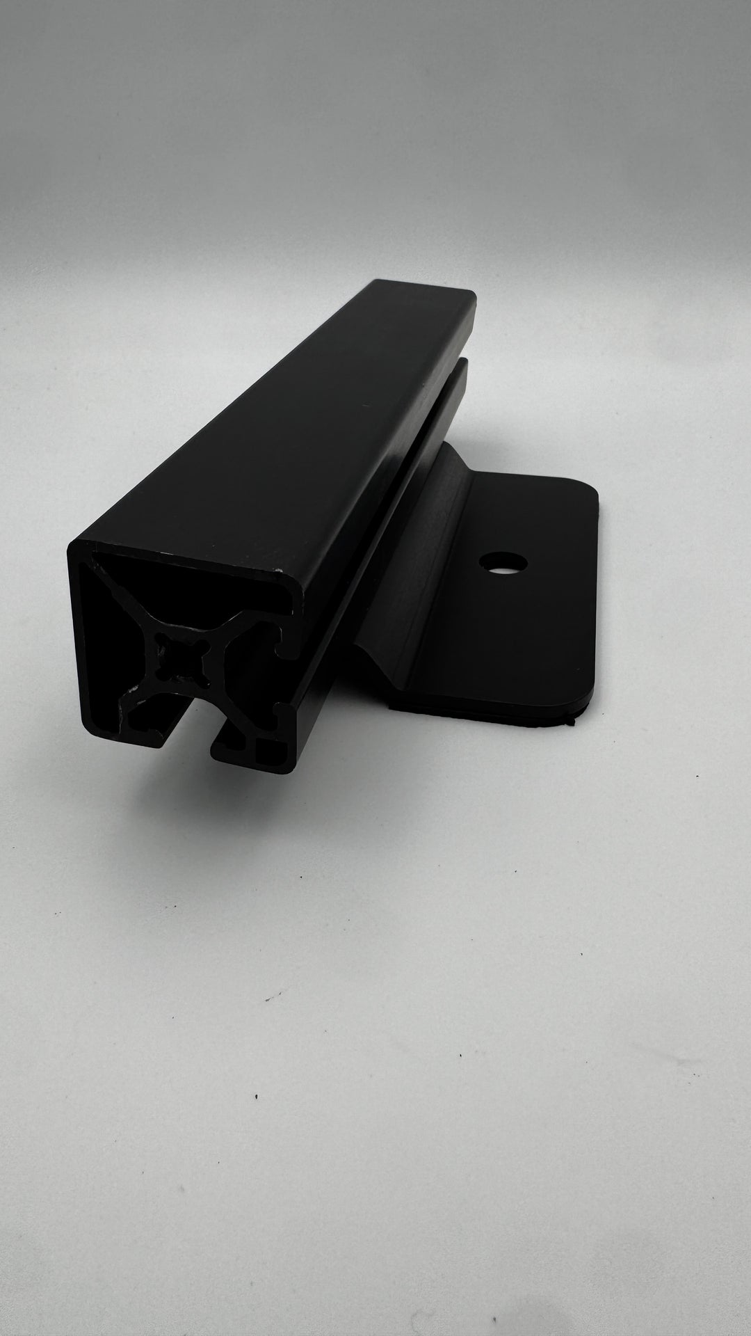 Ford Transit 148 HR/MR Low Profile Rail Mounting Brackets